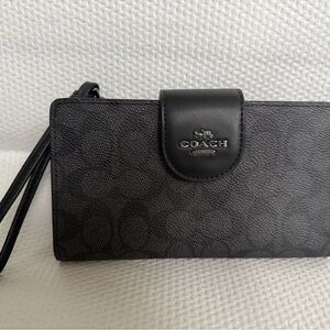 Coach Phone Wallet Wristlet Black Signature Canvas Leather NWT
